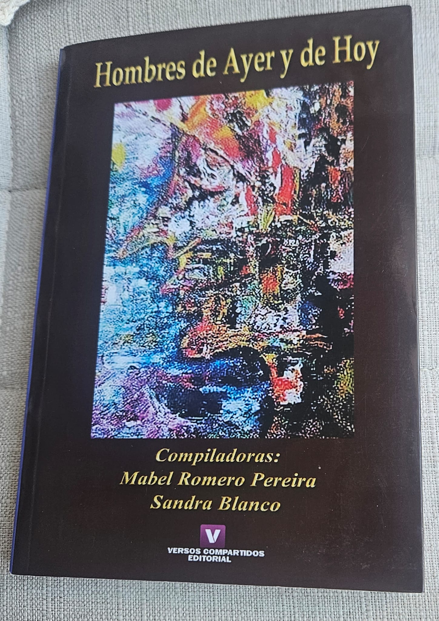 Libro Hombres de Ayer y de Hoy